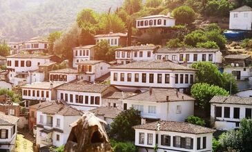 Domatia - Karina - Çeşme - Alaçatı Turu