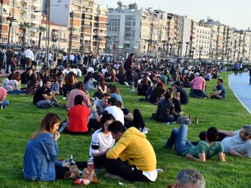 Cumhuriyet Bayramı'na Özel Cunda Geceli - Bozcaada Turu