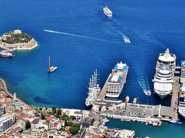 Domatia - Karina - Çeşme - Alaçatı Turu