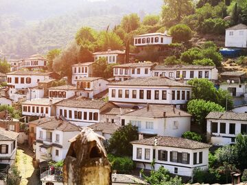 Domatia - Karina - Çeşme - Alaçatı Turu